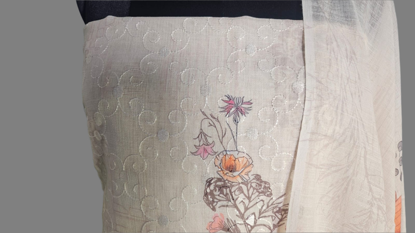 ऑफ-व्हाइट आर्किड किस के साथ मैजेंटा पुष्प प्रिंट फ्रिल्ड नाइटी।