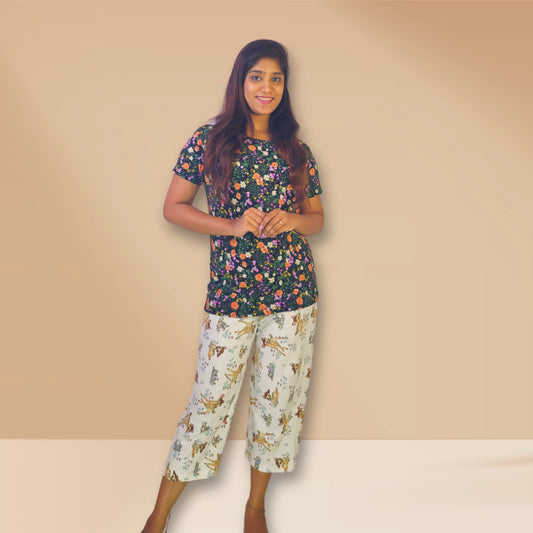 काले और ऑफ-व्हाइट पुष्प और पशु प्रिंट के साथ एम एंड एम नाइट ड्रेस