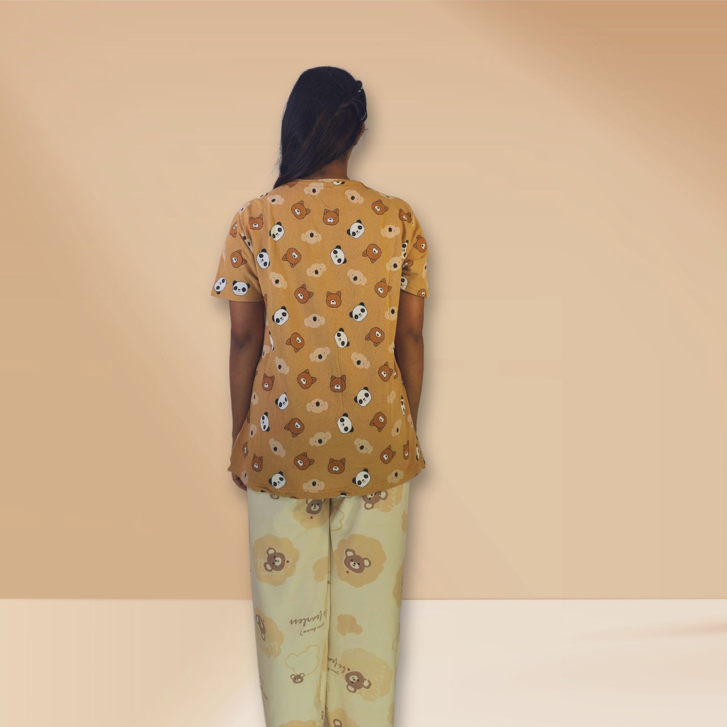 भूरा और प्रक्षालित गेहूँ रंग पशु प्रिंट के साथ एम एंड एम नाइट ड्रेस