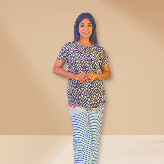 नीले और सफेद पुष्प और धारियों प्रिंट एम एंड एम नाइट ड्रेस