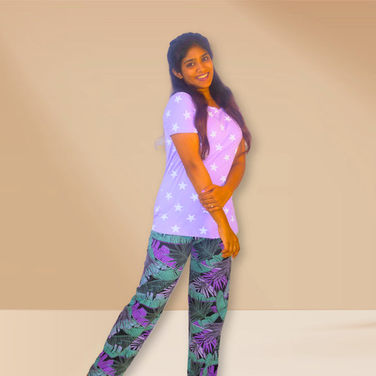 मेलरोज़ रंग और काले रंग के साथ स्टार और उष्णकटिबंधीय प्रिंट एम एंड एम नाइट ड्रेस