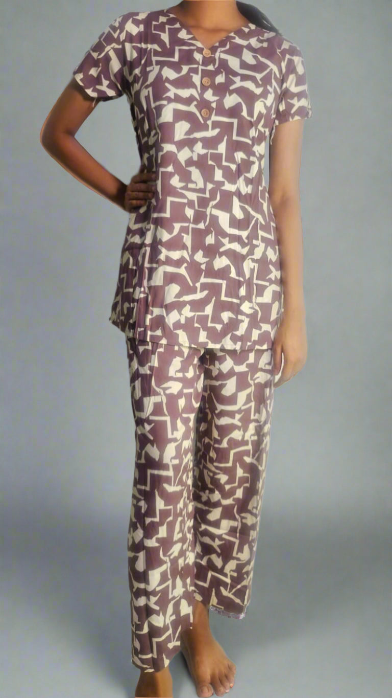 मिकी माउस मिक्स एंड मैच नाइट ड्रेस