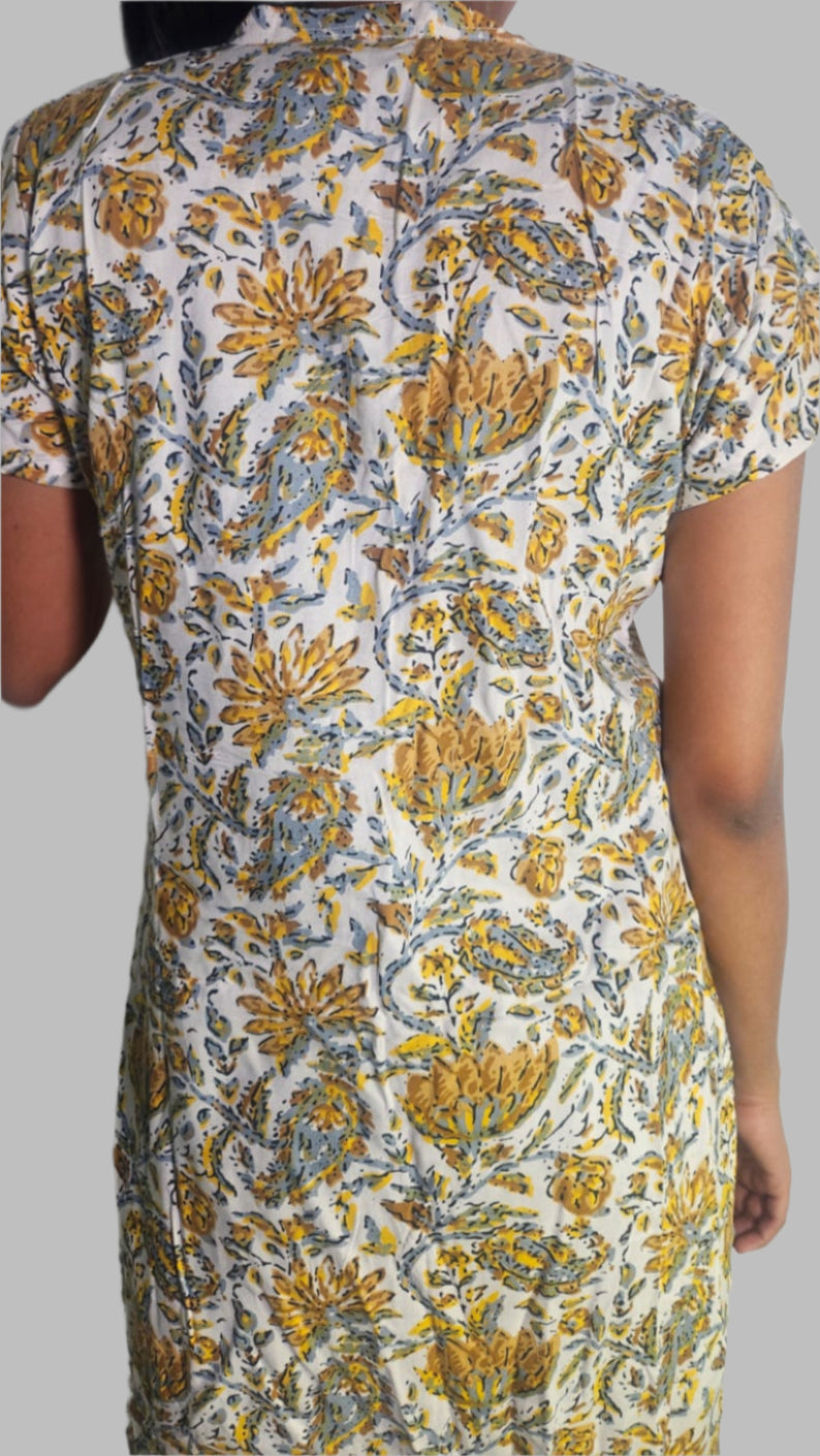 🌼 Elegant Floral Kurti 🌿 - Top Only