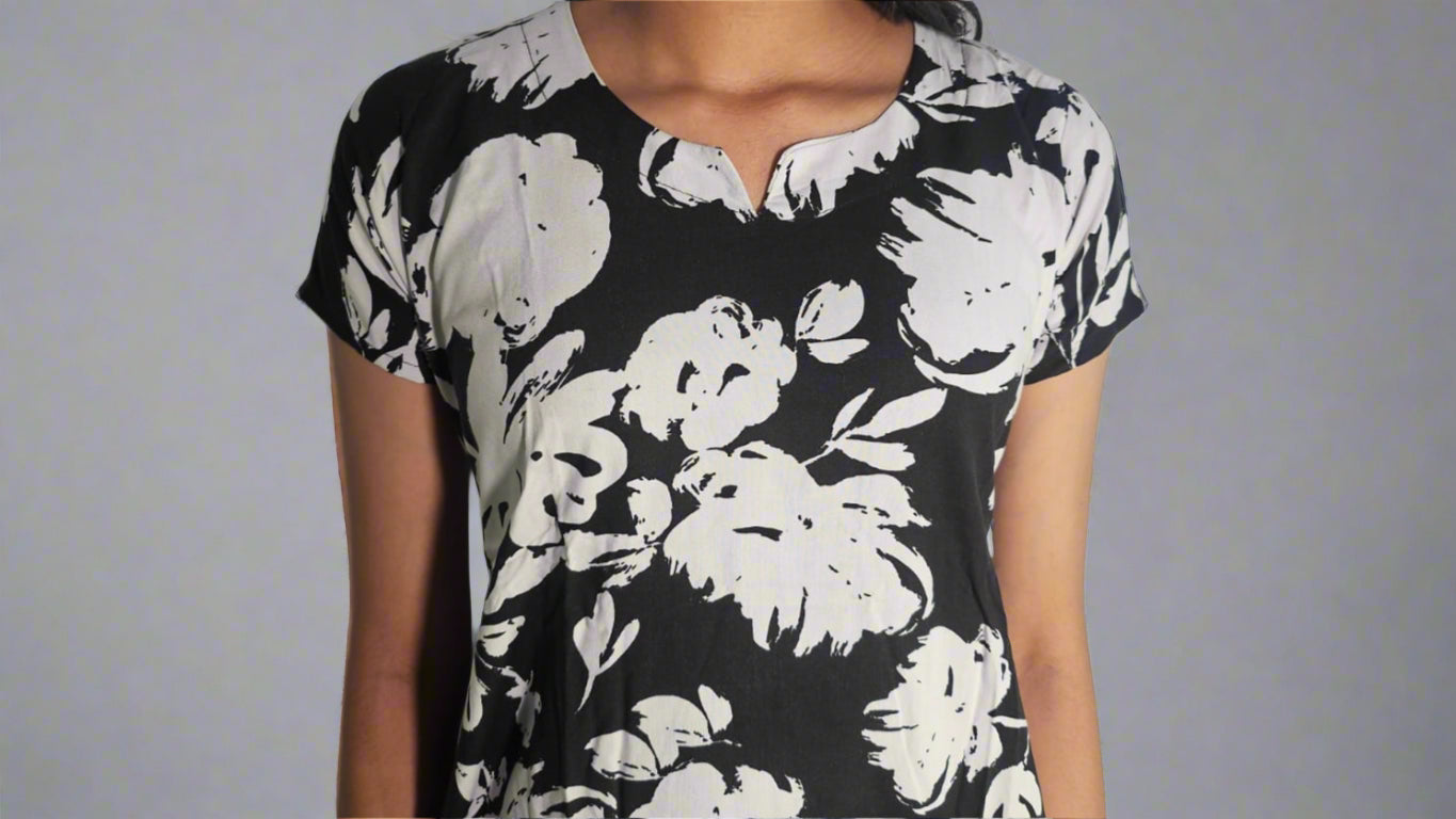 मिकी माउस मिक्स एंड मैच नाइट ड्रेस