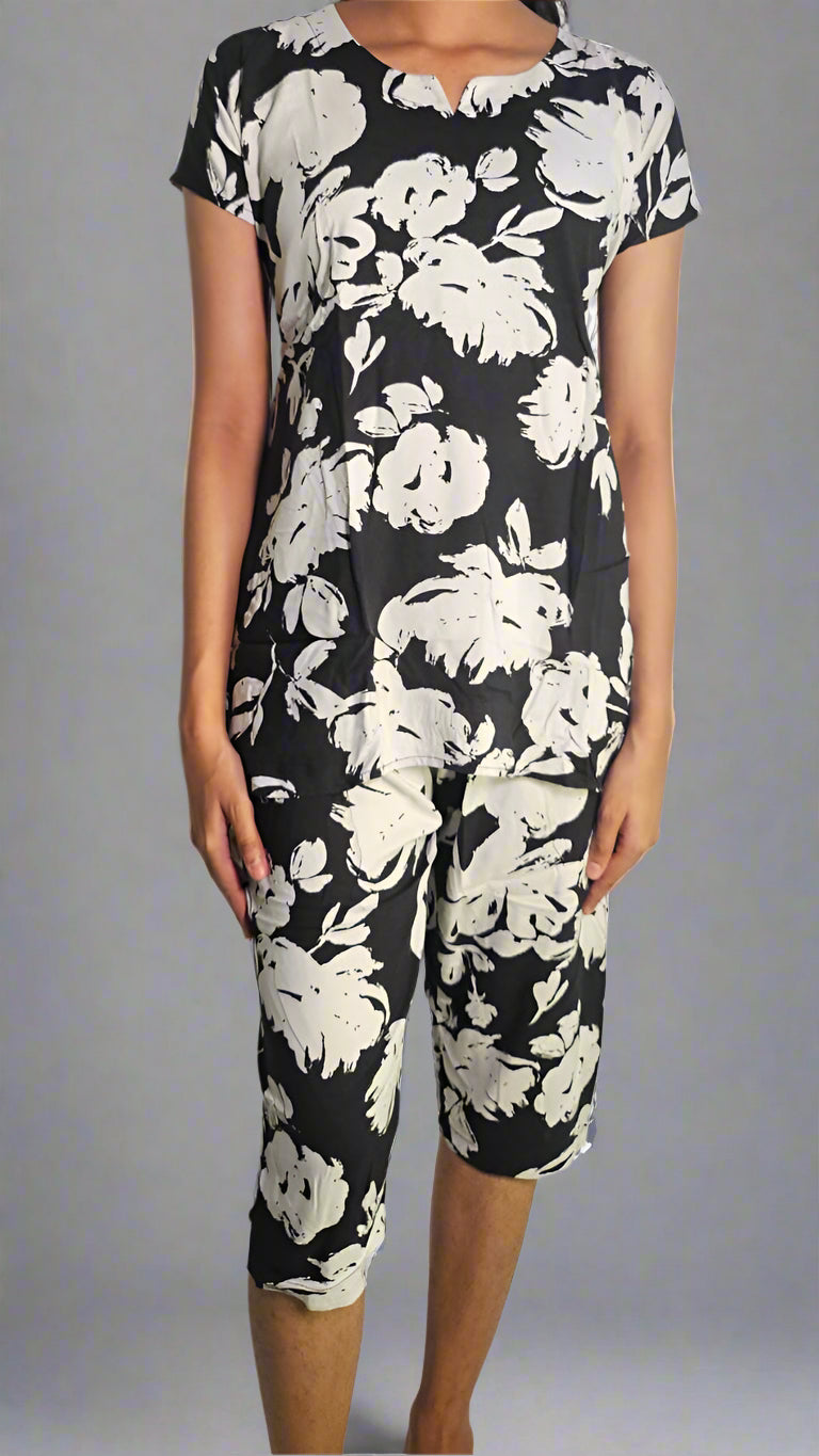 मिकी माउस मिक्स एंड मैच नाइट ड्रेस