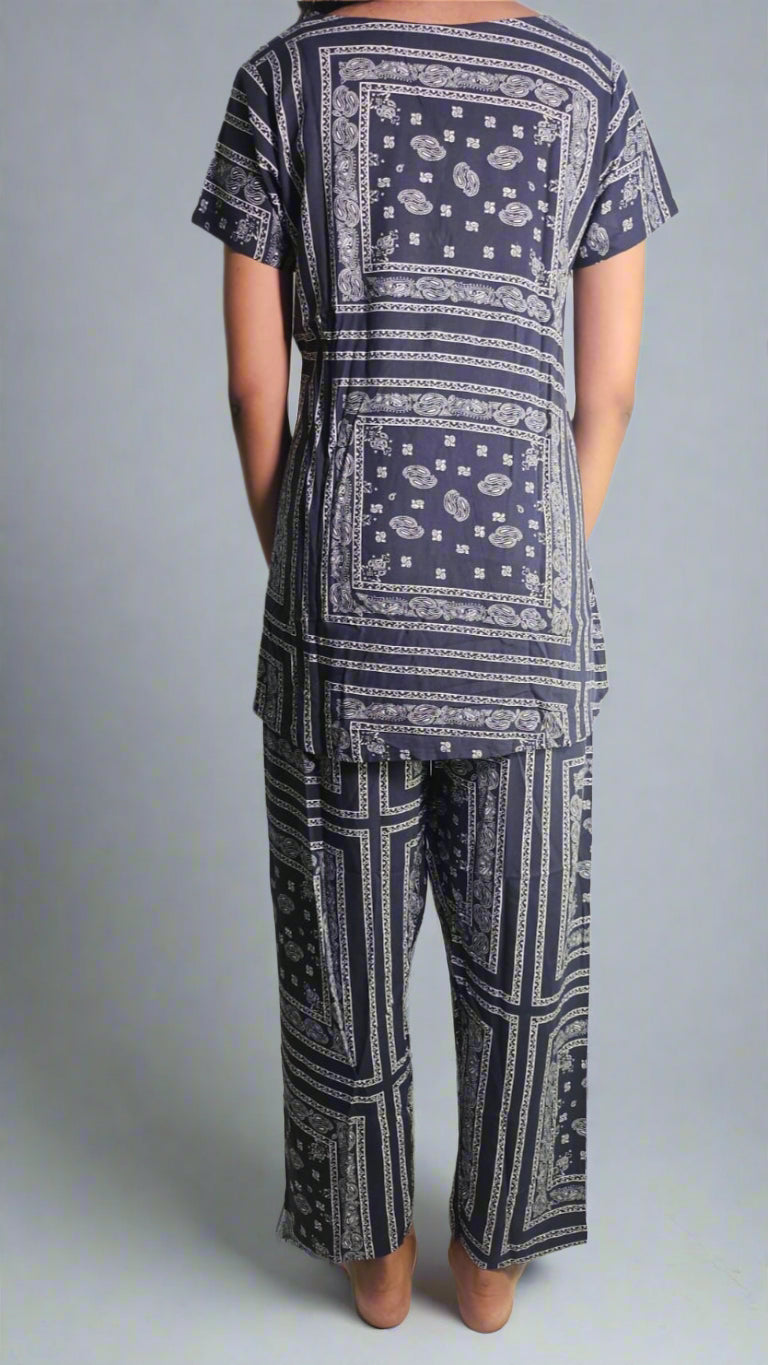 मिकी माउस मिक्स एंड मैच नाइट ड्रेस