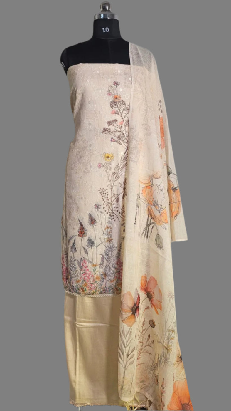 ऑफ-व्हाइट आर्किड किस के साथ मैजेंटा पुष्प प्रिंट फ्रिल्ड नाइटी।