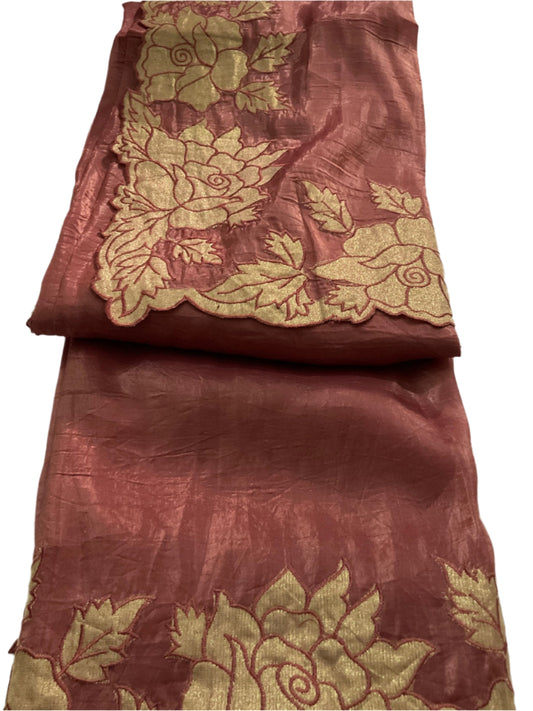 🌺 Radiant Rose Gold Crystal Crush Saree with Zari Embroidery 🌺